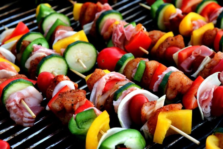 Eating-Healthy-750x500